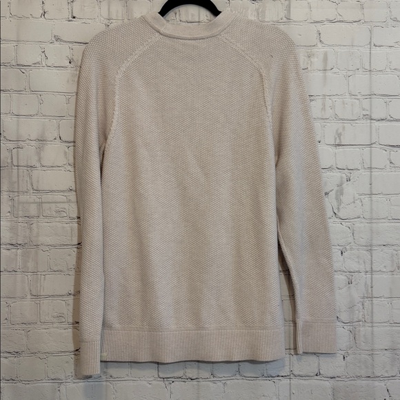 lululemon athletica Men's Ivory Textured Knit Crewneck Sweater Size M - Picture 8 of 9